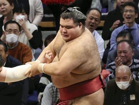 小結の高安、初場所の休場を届け出豪ノ山は不戦勝ち 読売新聞