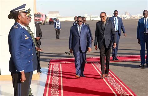 Paul Kagame Dakar Pour Participer Au E Sommet Sur Le Financement Des