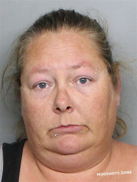 MCLUCAS EILENE RENEE 04 11 2024 Charlotte County Mugshots Zone