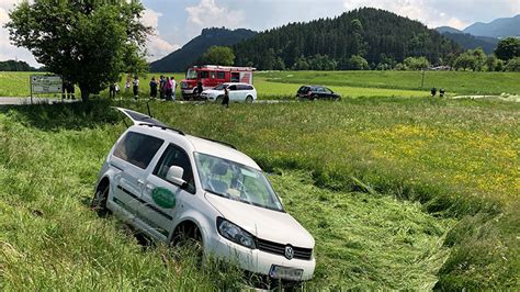 Schwerer Verkehrsunfall Mit Sieben Verletzten Kaernten ORF At