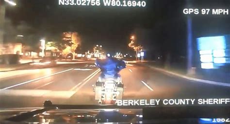 YouTube persecución policial mortal a motociclista en USA REDES