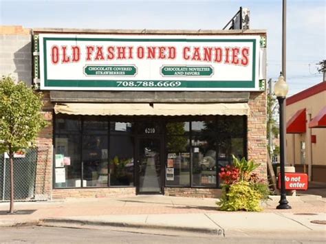 17 Incredible Candy Stores In Chicago