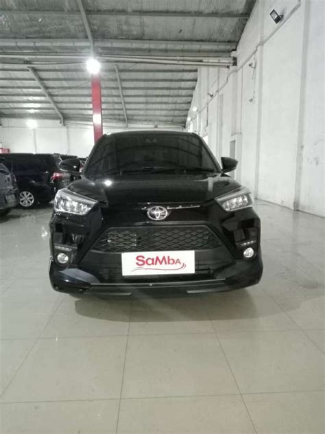 Toyota Raize 1 0 Sport TSS Matic AT Tahun 2022 Hitam DP Minim 25 Jt