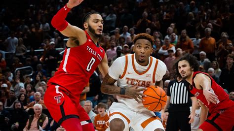 Texas men's basketball survives another Big 12 scare, nips Texas Tech