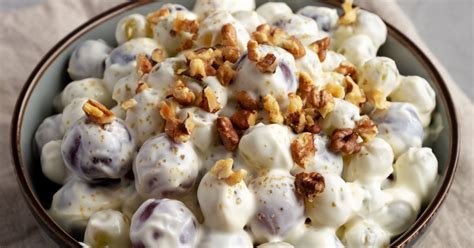 Creamy Grape Salad Recipe Insanely Good