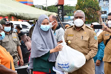 TNI Al Pasmar 3 Melaksanakan Serbuan Vaksinasi Kepada Masyarakat