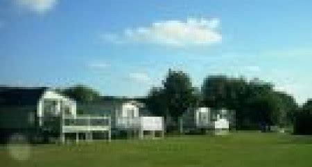 Offenham Park, Worcestershire, UK WR11 8QT - Your Parks