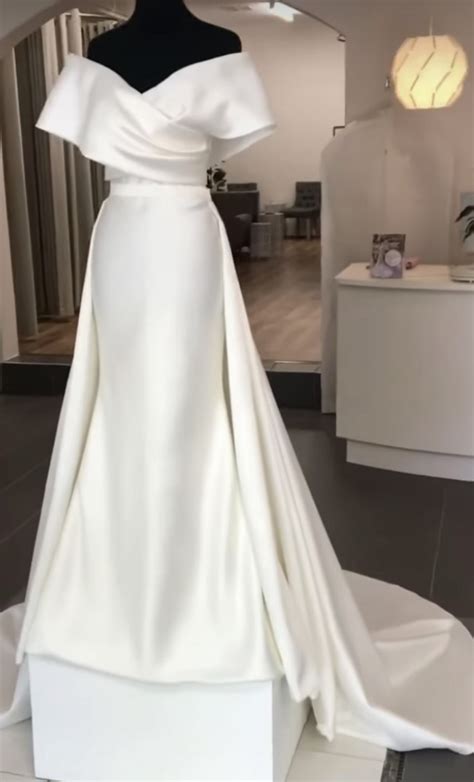 Eva Lendel New Wedding Dress Save Stillwhite