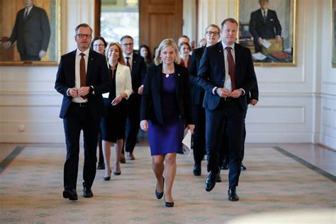 Swedens First Female Prime Minister Presents Her Government The