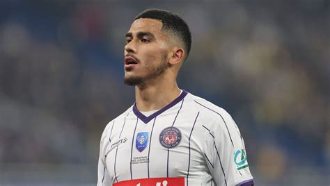 Accus De Propos Sexistes L Attaquant Du Toulouse Fc Zakaria Aboukhlal