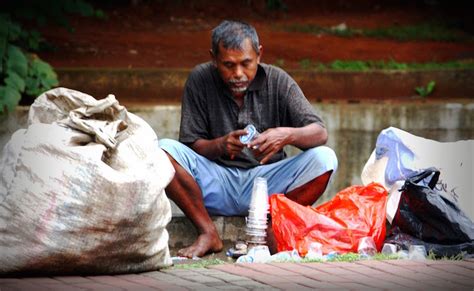 Pemulung Silakan Masuk: Rethinking Indonesia’s Scavengers | WowShack