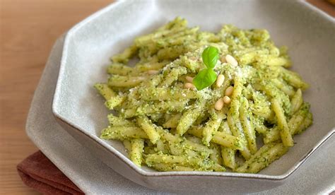 Trofie N Al Pesto Italian Pasta De Cecco Recipes