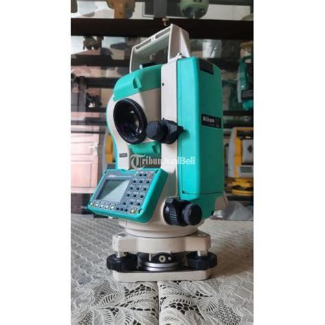 Total Station NiKon NPL 322 Reflectorless Akurasi 5 Detik Tribun JualBeli