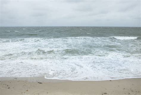 The Must See Sandy Hook Beaches - Janessa and Colin