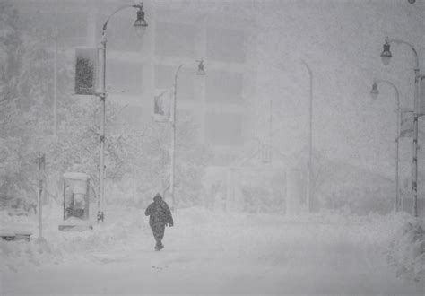 Powerful winter storm blankets Northeast in snow - January 7, 2024 ...