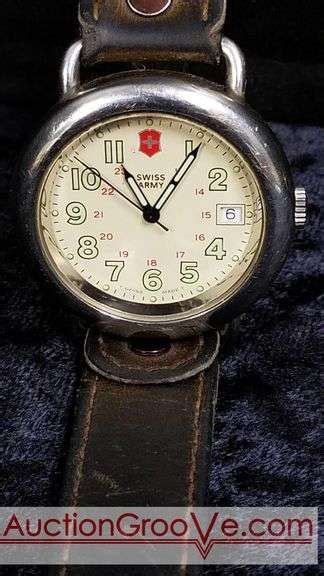 Swiss Army Marlboro Country Store Mens Wrist Watch Mid 1990s Vintage