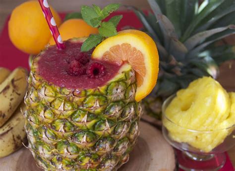 Tropical Pineapple Blackberry Smoothie + How to Core a Pineapple - Just ...