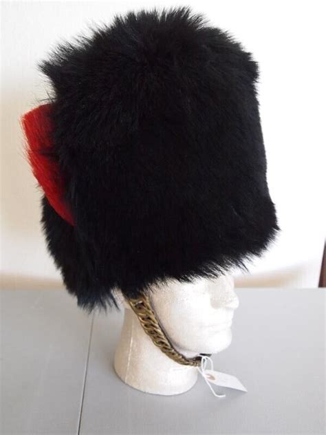 Queen's Guard bearskin hat (1950's to 1970's)