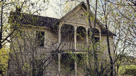 Pretty 153 Year Old Abandoned Southern Farm House In Virginia YouTube