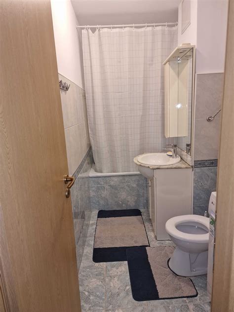 Proprietar Vand Apartament Camere Et Pe Str Irlanda M Hol In H