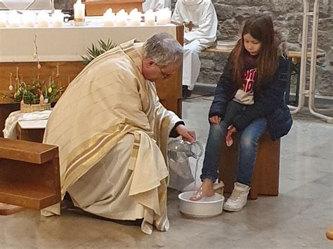 Mit Familien Gr Ndonnerstag Bis Ostern Feiern Seelsorgeeinheit