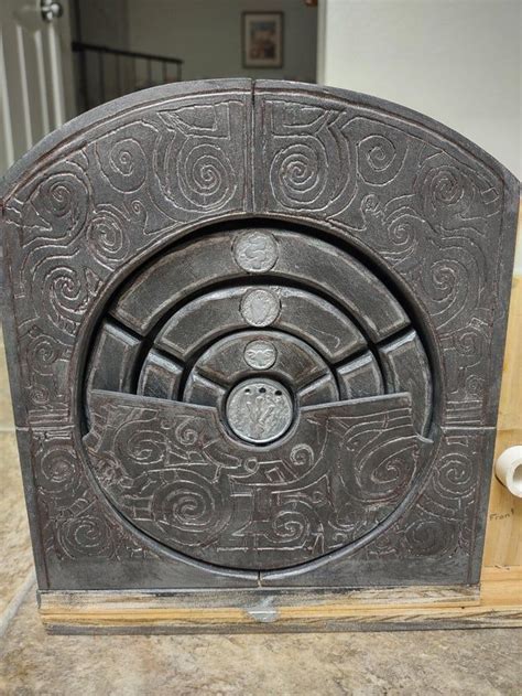 Skyrim Fan Recreates Nordic Puzzle Door in Real Life