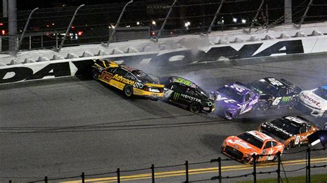 NASCAR's Coke Zero Sugar 400 features massive wreck; Ryan Blaney ...