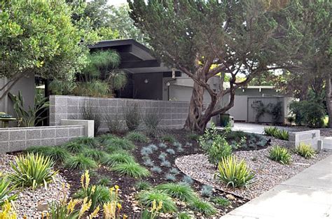 Modern Front Yard Landscaping Decoist