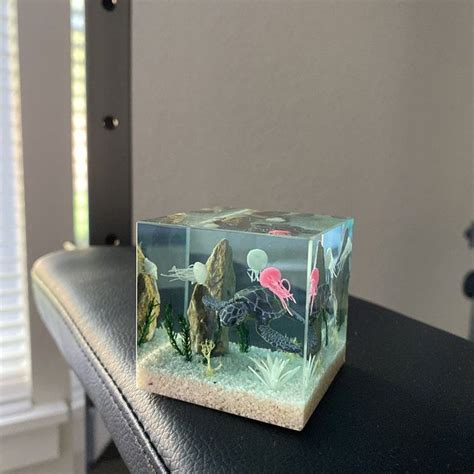 Turtle Resin Diorama Ocean Resin Diorama Whale Shark Resin Paperweight