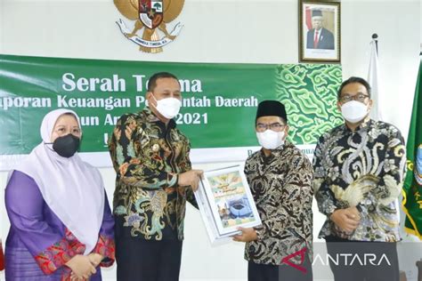 Kota Bekasi Serahkan Laporan Keuangan Ke BPK Jabar ANTARA News