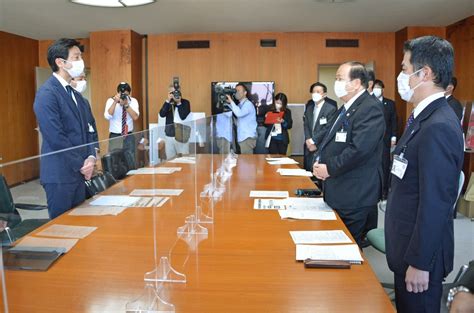 【写真・画像】＜オスプレイ 配備の先に＞佐賀県、柳川市に協定見直しを報告 市長「市民の安全安心をどう担保するかが重要」 行政・社会