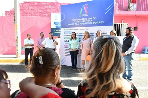 Disfrutan familias de la colonia San Martín de Porres de calle