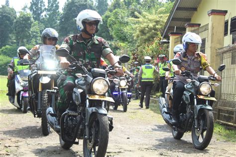 Pangdam Iii Siliwangi Dan Kapolda Jabar Tinjau Pospam Pemilu Di