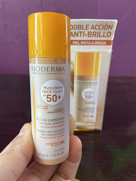 Foto Photoderm Nude Touch Fps Tono Dorado Bioderma