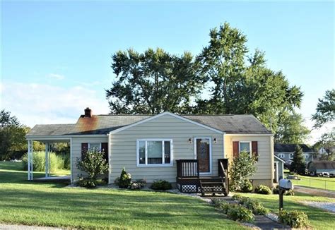 502 Highland Ave, Herminie, PA 15637 - See Est. Value, Schools & More