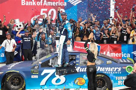 Martin Truex Jr. wins Bank of America 500 | wcnc.com