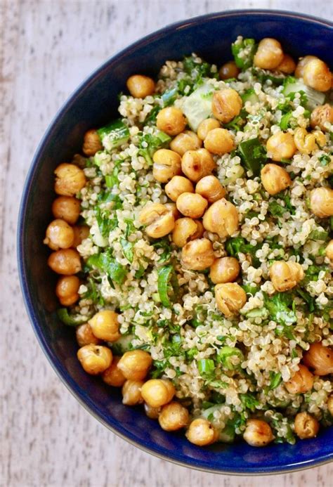 Falafel Spiced Quinoa Salad With Crispy Chickpeas Delicious Salads