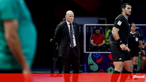 Jorge Braz Apr S L Limination Du Portugal De La Coupe Du Monde De