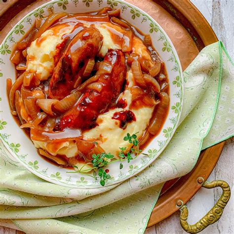 Bangers & Mash with Guinness Gravy » Not Entirely Average, A Yankees ...