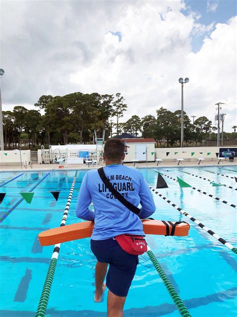 Palm Beach County offering free lifeguard certification courses