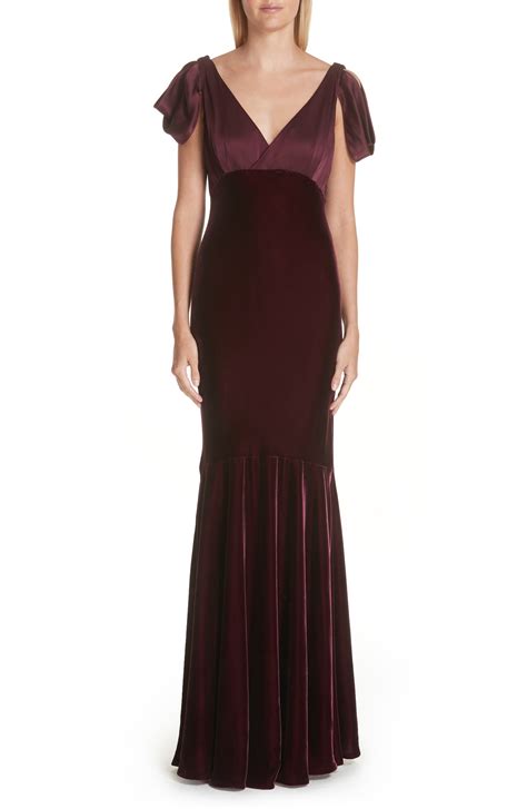 33 Burgundy Bridesmaid Dresses Perfect for a Fall Wedding | Who What Wear
