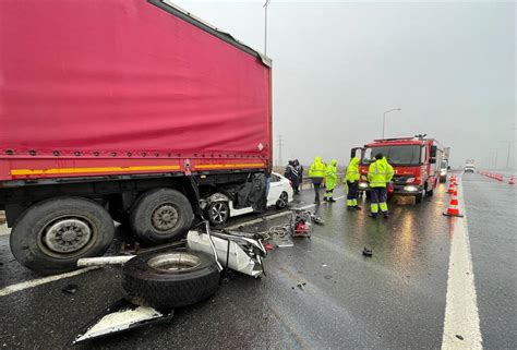 Manisada Trafik Kazas L Yaral