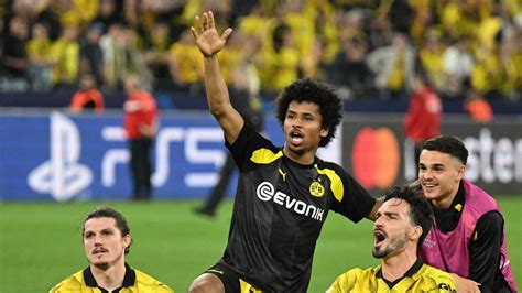 Bvb Gegen Psg Der Bemerkenswerte Auftritt Des Karim Adeyemi Welt