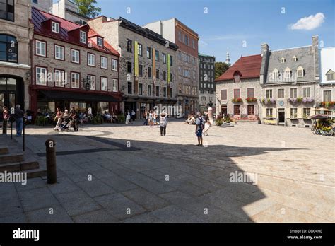 Quebec city old town,downtown Quebec Stock Photo - Alamy