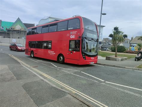 Go Cornwall Bus E Mmc Arriving At Newquay Bus Stat Flickr