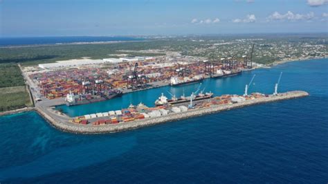 The port of Caucedo in Dominican Republic is deserved by Marfret