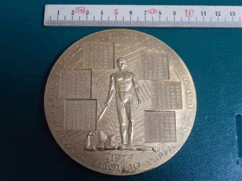 Medaille De Bronze Calendrier De La Monnaie De Paris Signee Levet