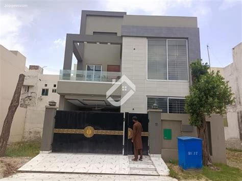 5 Marla Beautiful Double Storey House For Sale In Bahria Nasheman Lahore