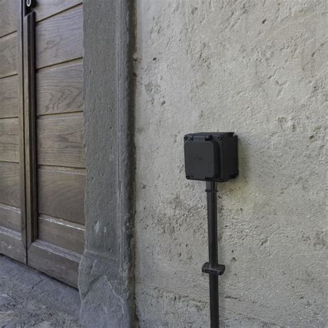 Wallbox Outdoor Black Cassetta Per Impianto Elettrico By Genuit