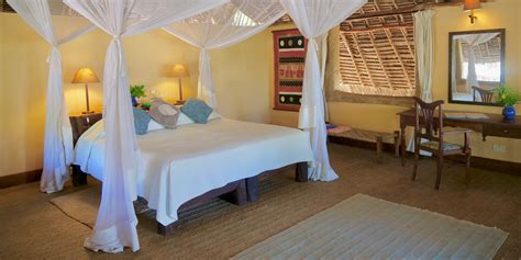 Manda Bay Beach Hotels And Lodges In Lamu Kenya Yellow Zebra Safaris